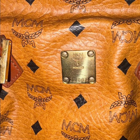 MCM Boston Bag - Picture 3 of 6